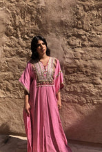 Load image into Gallery viewer, Areej Pink Abaya